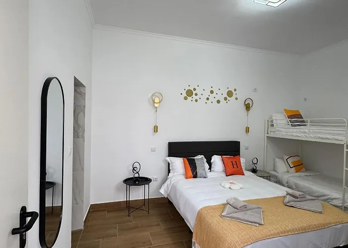 בית הארחה Garden קסקאיס