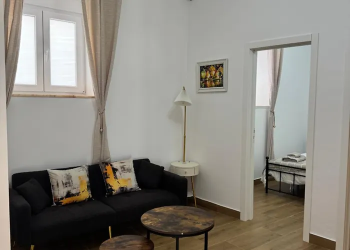 Garden בית הארחה *