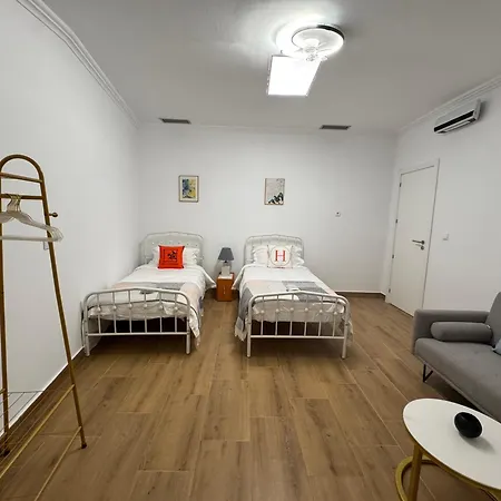 Garden House Guest house 3*